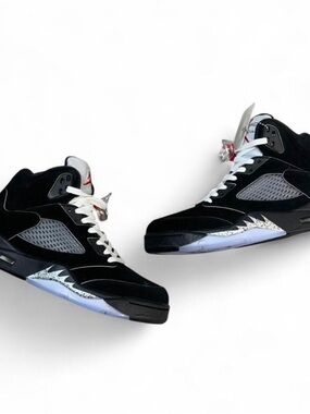 Jordan 5 Metallic Reimagined | Size 9